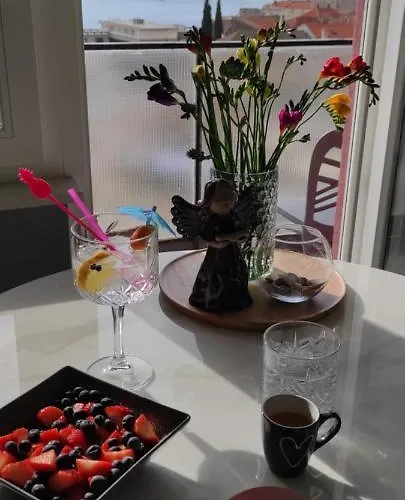 My Little Paradise * Szybenik