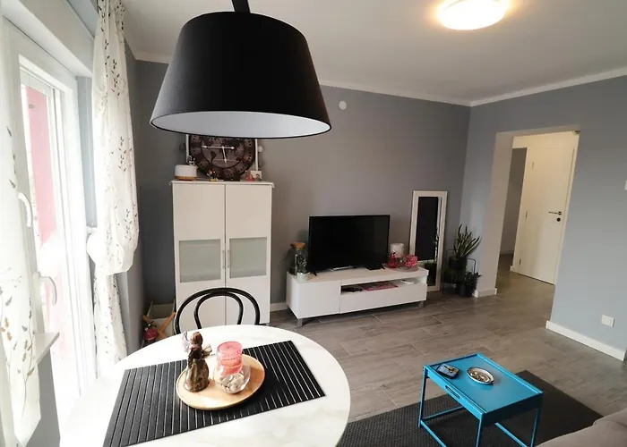 My Little Paradise * Szybenik