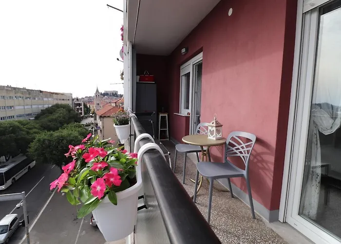 My Little Paradise Apartament Szybenik